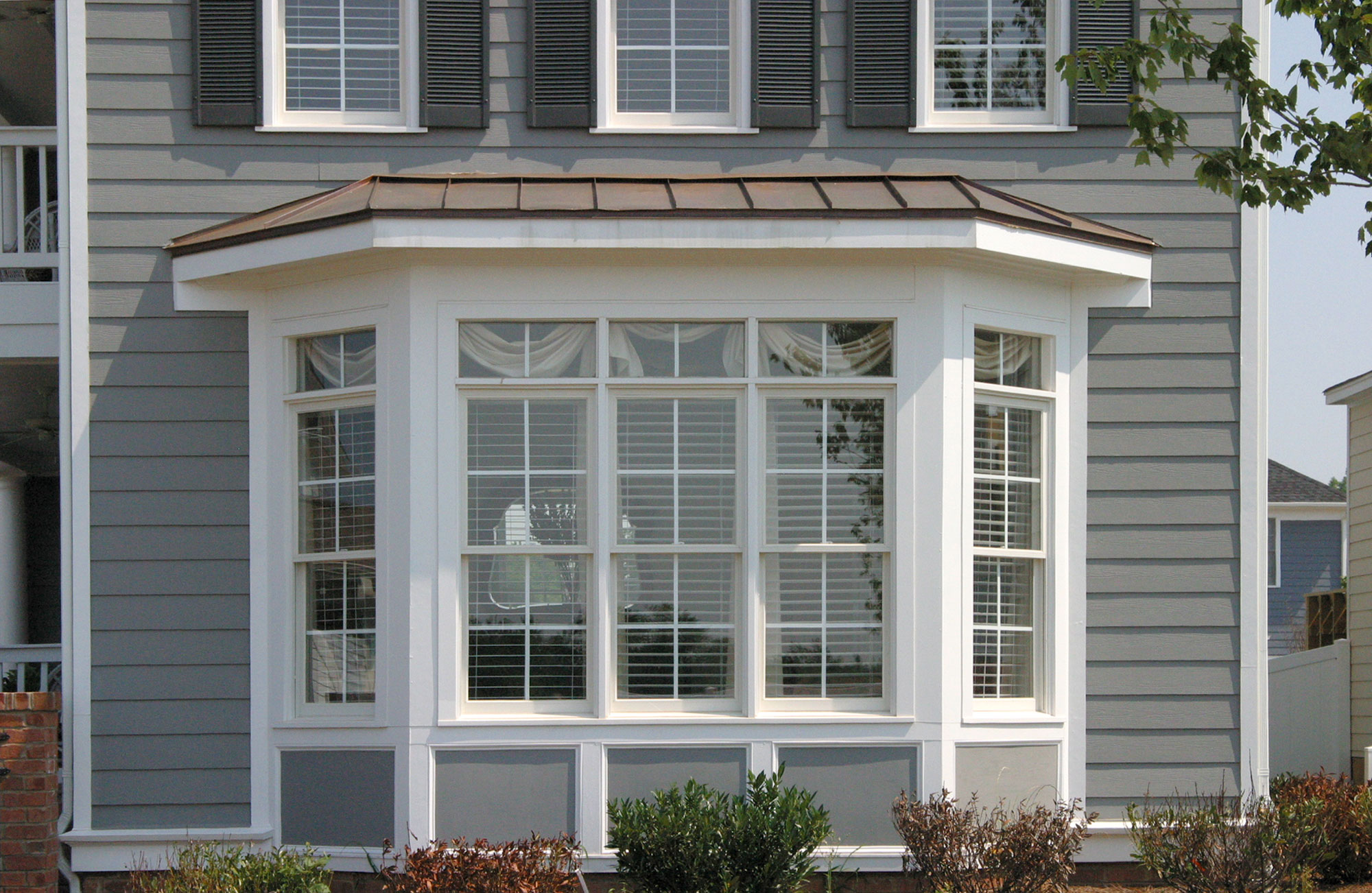 Special Window - Angled Bay Window - My Chatt House